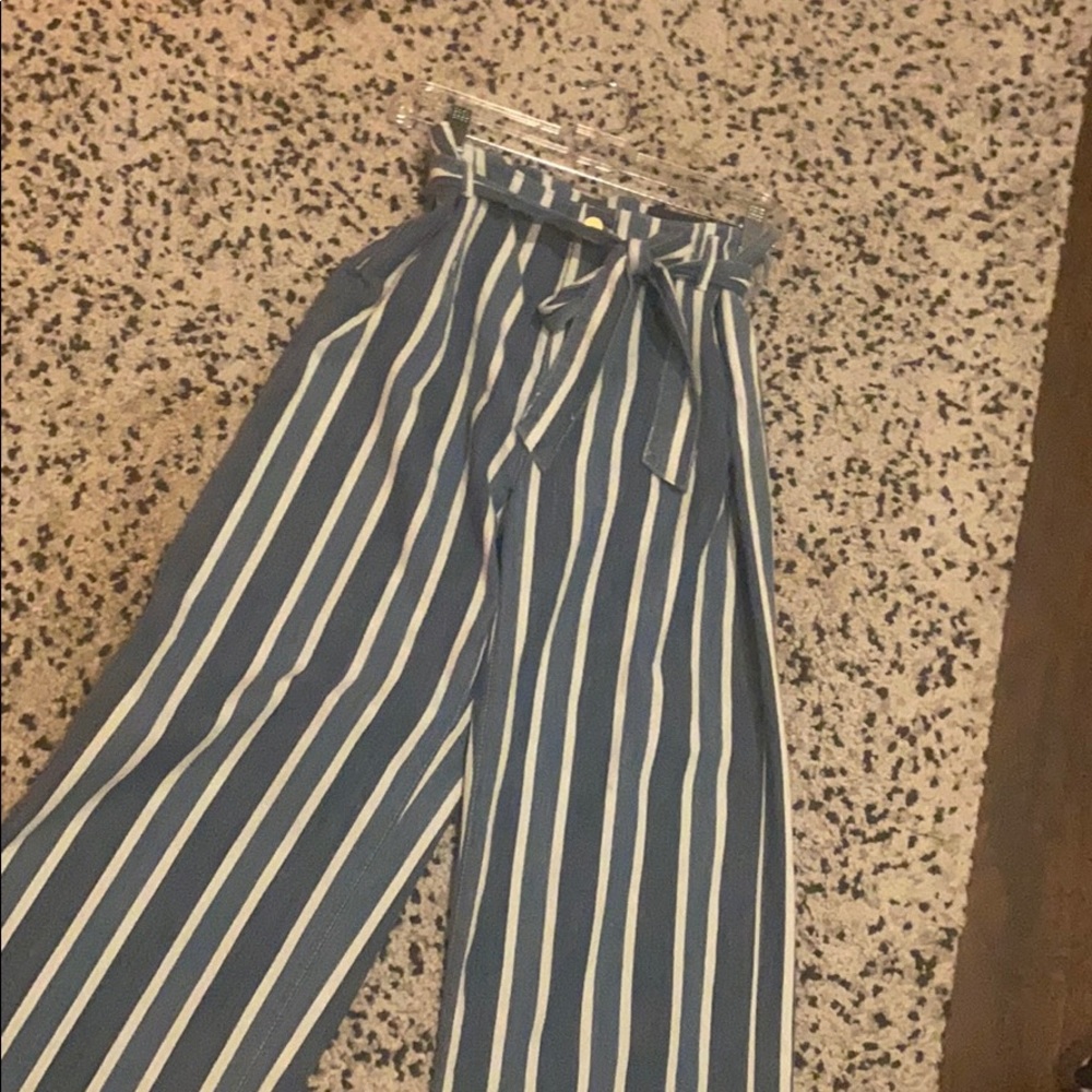 Stripe belted wide leg jeans!!